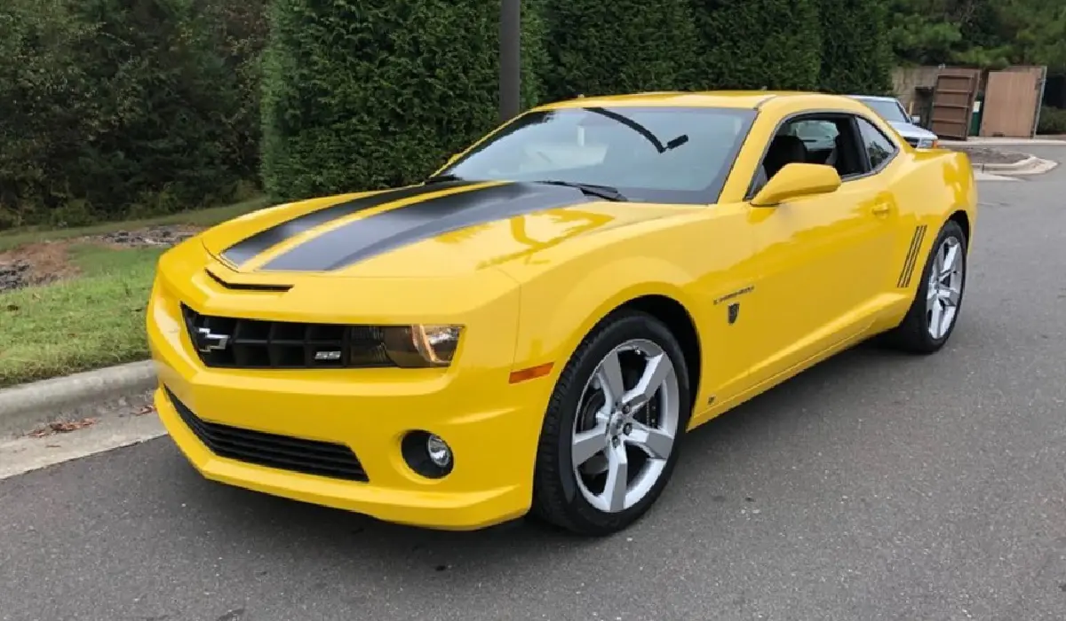 cars-20250117150333-0-Chevrolet - Camaro Lt1 - Best Car Rentals - Best Preowned Car - Exclusive Concierge Club.webp
